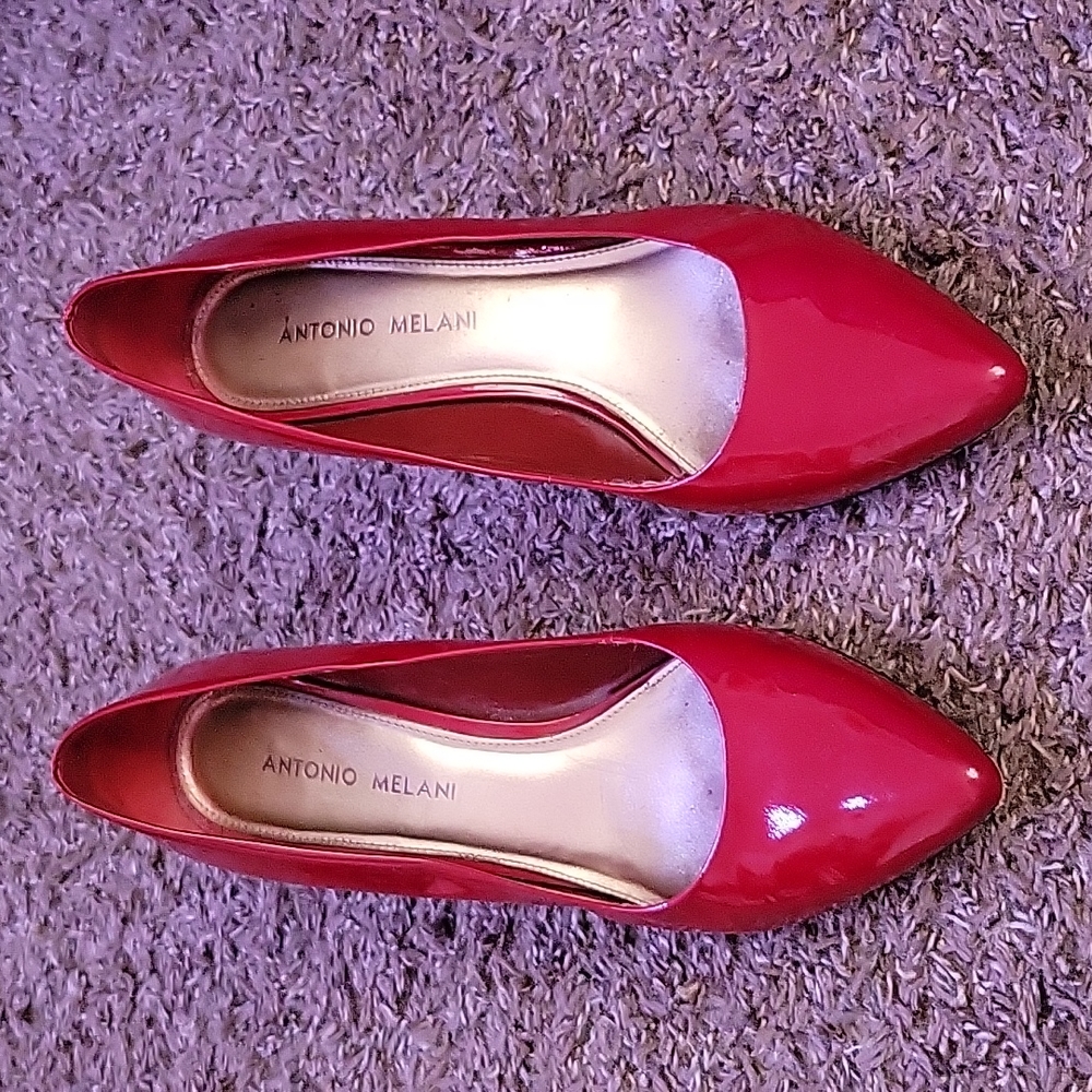 Antonio Melani Size:7 1/2 Red